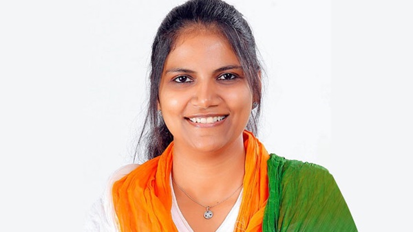 2010 ൽ യൂത്ത് കോൺഗ്രസ് തെരെഞ്ഞെടുപ്പിൽ മത്സരിച്ച് സ്വന്തം വോട്ട്