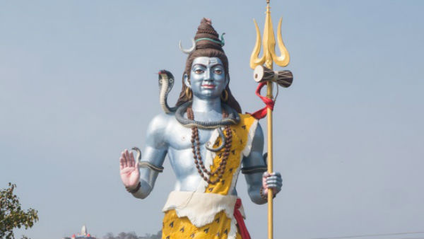 എല്ലാ ഉത്സവങ്ങളോടും താല്പര്യം ഉണ്ട് എല്ലാ ഉത്സവങ്ങളോടും താല്പര്യം ഉണ്ട്