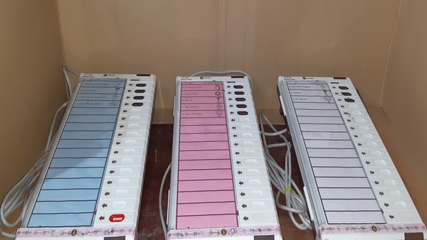 19 ലക്ഷം ഇവിഎം മെഷീനുകള്‍ കാണാതായ സംഭവം 