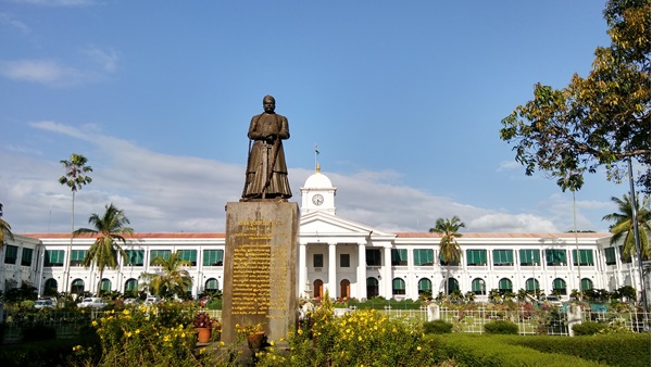 സെക്രട്ടേറിയറ്റിൽ ജീവനക്കാർ കുറവ്