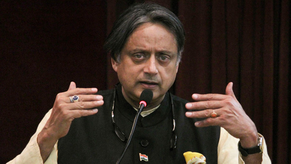 തരൂരിന്റെ ട്വീറ്റ്