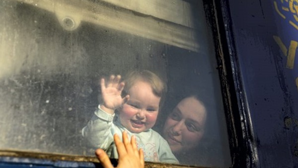 തുടരുന്ന പലായനം 