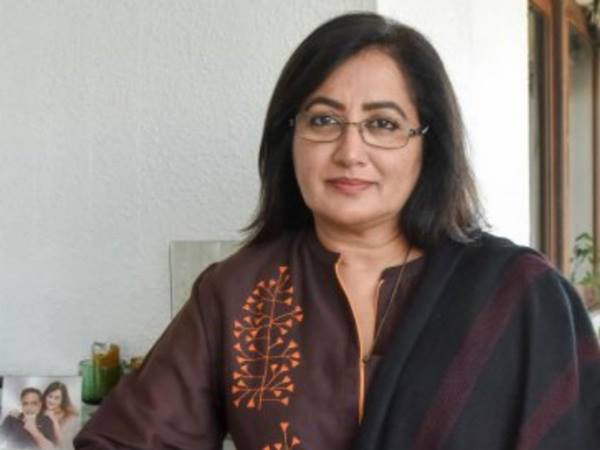  കോൺഗ്രസിലേക്ക് താത്പര്യമില്ലെന്ന് സുമലത