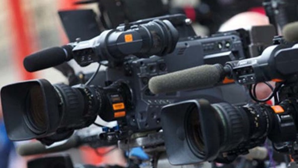 എന്നാല് റിപ്പോര്ട്ടര് ടി വി അവതാരക അപര്ണാസെന് എന്നാല് റിപ്പോര്ട്ടര് ടി വി അവതാരക അപര്ണാസെന്