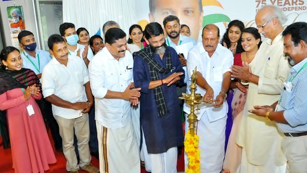 കെടി ജലീലിന്റെ പരാതിയുടെ അടിസ്ഥാനത്തിലായിരുന്നു