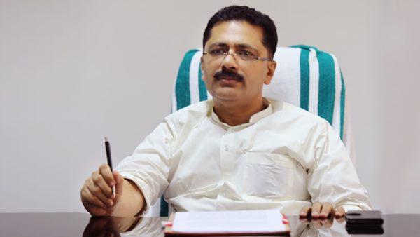 ഇങ്ങിനെ കുത്തഴിഞ്ഞ് പോകുന്നതിലും ഇങ്ങിനെ കുത്തഴിഞ്ഞ് പോകുന്നതിലും