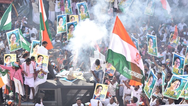 നിങ്ങളുടെ കൂട്ടായ്മ നൽകിയ കരുത്തിലാണ് തൃക്കാക്കര 