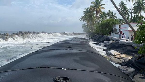 2023 ഏപ്രിലിന് മുന്‍പായി 7.32 കിലോമീറ്റര്‍ കടല്‍ഭിത്തി