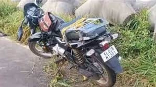 ത്സ്യത്തൊഴിലാളി യൂണിയന്‍ (സി ഐ ടി യു) രംഗത്ത്