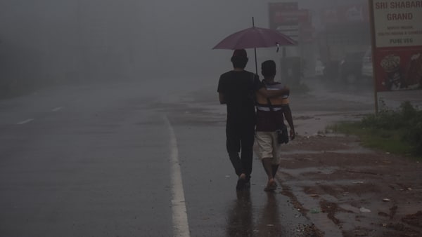അതേസമയം, പ്രവചനാതീതമായ കനത്ത മഴ ദുരന്തമായെന്നും
