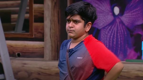 അഞ്ചാംക്ലാസില് പഠിക്കുമ്പോള് തന്നെ സിനിമയില് വരണം അഞ്ചാംക്ലാസില് പഠിക്കുമ്പോള് തന്നെ സിനിമയില് വരണം
