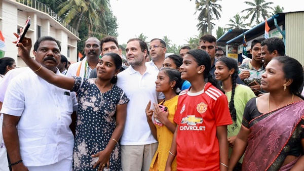 വിസ്മയിപ്പിക്കുന്ന ജനപിന്തുണയോടെ 'ഭാരത് ജോഡോ യാത്ര'