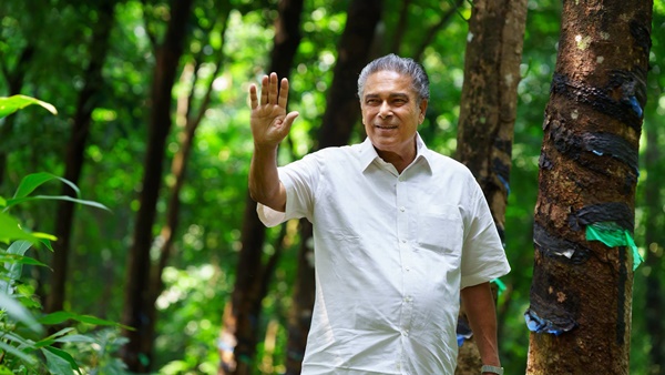 മുന്‍ കോണ്‍ഗ്രസ് നേതാവും എം എല്‍ എയുമായിരുന്ന