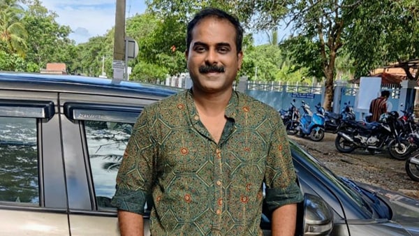 ഇതൊക്കെ തന്നെയാണെങ്കിലും ശമ്പളം കിട്ടില്ലായിരുന്നു 