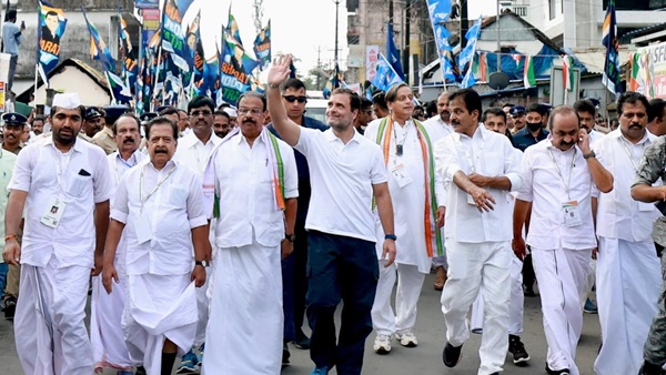 പാറശാലയില്‍ മികച്ച സ്വീകരണമായിരുന്നു യാത്രക്ക് ലഭിച്ചത്.