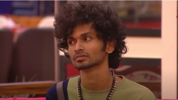 ഈ പറഞ്ഞ കാര്യങ്ങളൊന്നും ബ്ലെസ്ലീ മൈന്‍ഡ് ചെയ്തിരുന്നില്ല.