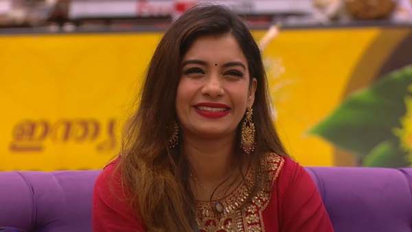 കുറച്ച് ഫോളോവേഴ്സൊക്കെയുള്ള ആള്‍ ജനുവിനാണോ 