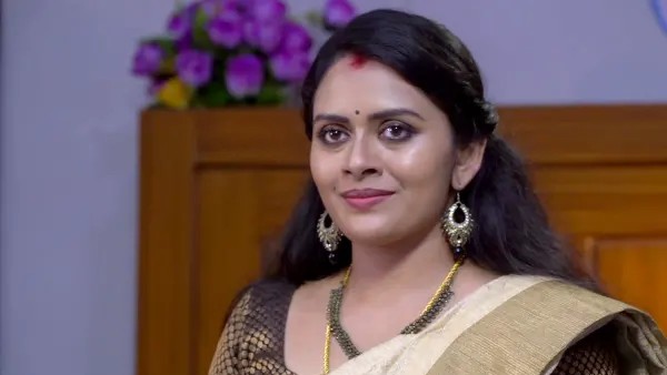 പൈസ വാങ്ങിയിട്ടാണ് ഇതെല്ലാം ചെയ്യുന്നതെങ്കില് പൈസ വാങ്ങിയിട്ടാണ് ഇതെല്ലാം ചെയ്യുന്നതെങ്കില്