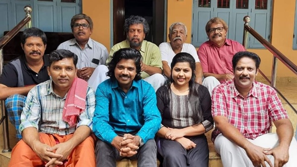 മികച്ച സംവിധായകൻ : ഫാസിൽ റസാഖ് മികച്ച സംവിധായകൻ : ഫാസിൽ റസാഖ്