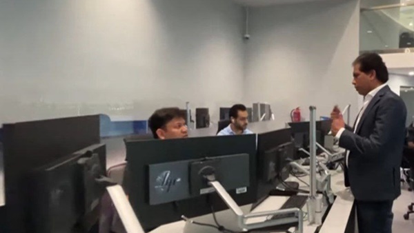 ദോഹ നഗരത്തിനുള്ളില് വളരെ അടുത്തായിട്ടാണ് ദോഹ നഗരത്തിനുള്ളില് വളരെ അടുത്തായിട്ടാണ്