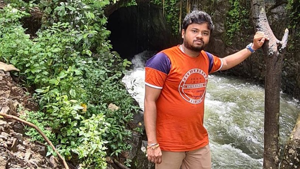 ഷാർജയില്‍ കാർവാഷിങ് സെന്ററില്‍ സൂപ്പർവൈസറായി 