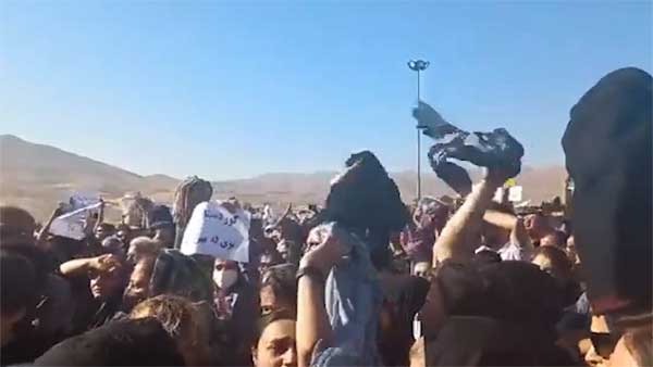 Gallery Links iran-protest4-1669262004-1670148857.jpg Gallery Links iran-protest4-1669262004-1670148857.jpg