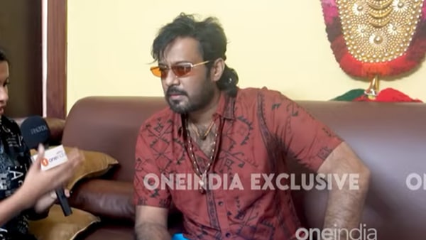  ആർക്ക് ആരാണ് ചാൻസ് കൊടുത്തത്