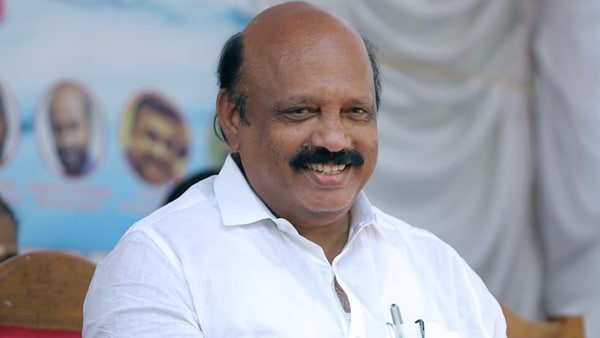 സവർണ ഭ്രാന്തൻമാർ 