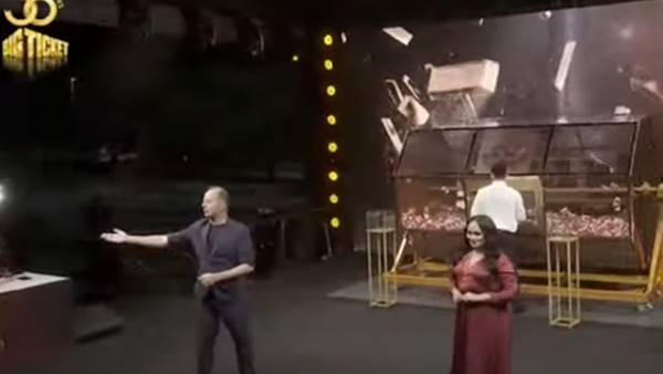 ചൊവ്വാഴ്ച രാത്രി