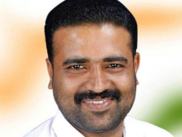 പരസ്യ പ്രസ്താവനകൾ പാടില്ലെന്ന് വ്യക്തമാക്കിയിരിക്കുകയാണ്