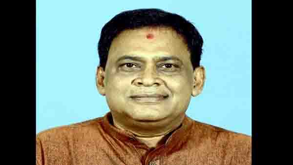 ജനകീയനായ ആരോഗ്യമന്ത്രി