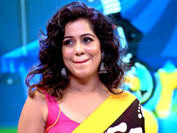 രഞ്ജിനി ഹരിദാസ് ആയിരുന്നു
