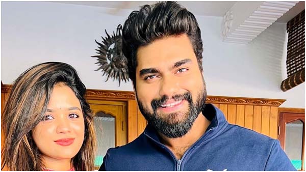 റോബിനെന്തിനാണ് കൂവുന്നത് റോബിനെന്തിനാണ് കൂവുന്നത്