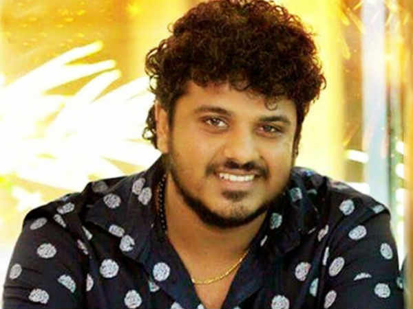 എനിക്ക് പേടിയാ ചേട്ടാ