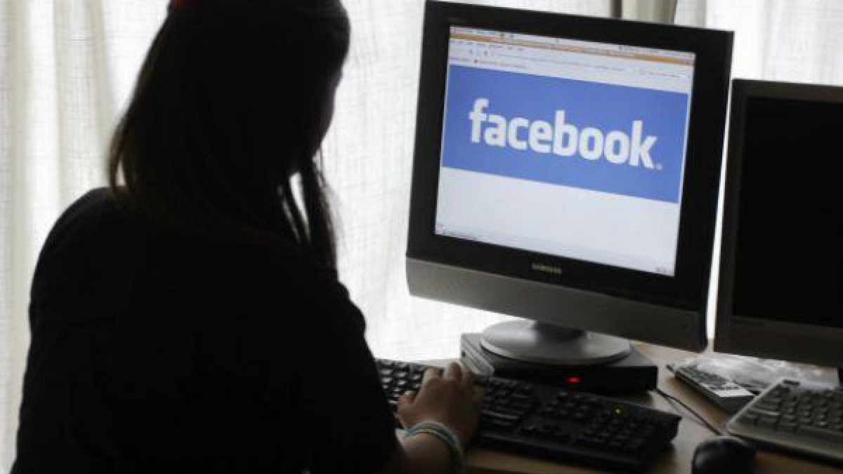 അപകീർത്തി കേസ്... അപകീർത്തി കേസ്...