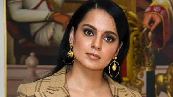 വിചിത്രമായാണ് തനിക്ക് തോന്നുന്നത് വിചിത്രമായാണ് തനിക്ക് തോന്നുന്നത്