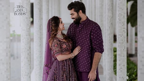 അതാണ് പ്രോപ്പർ ഒരു ബിസിനസ് ലേഡി അതാണ് പ്രോപ്പർ ഒരു ബിസിനസ് ലേഡി
