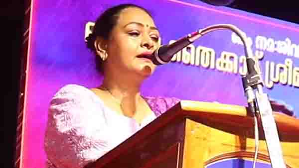 അന്ന് വെറും മുന്നൂറ് പേര്‍, ഇന്ന് ആയിരങ്ങള്‍