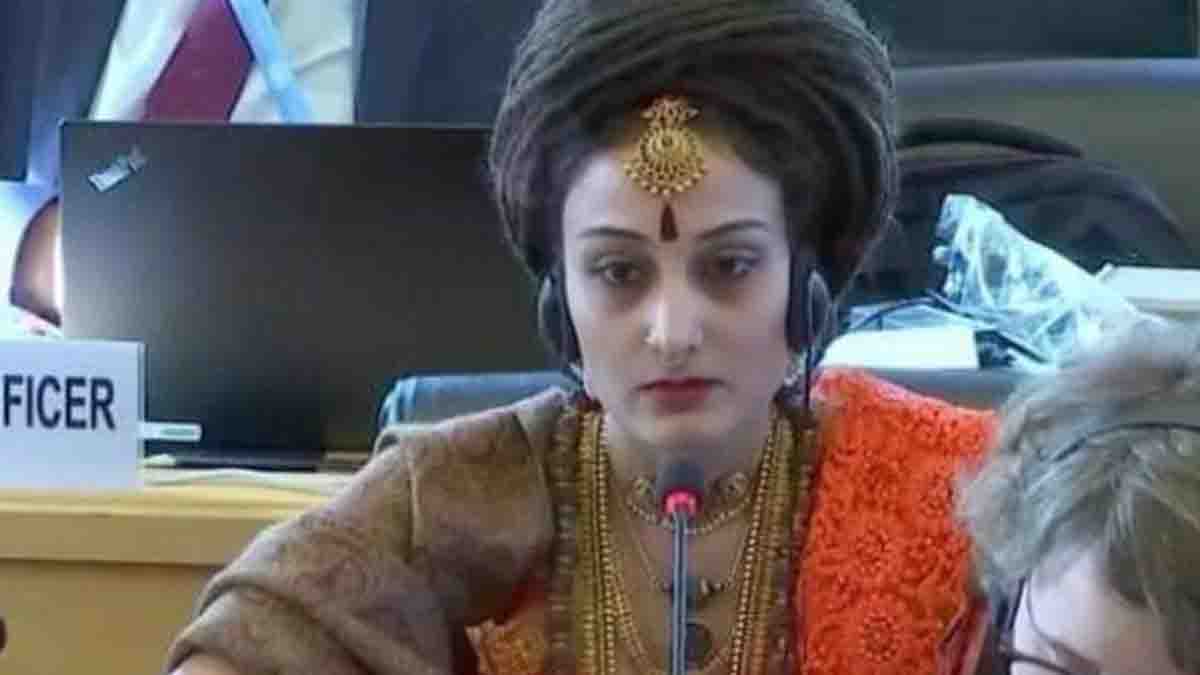 ഇന്ത്യ പീഡിപ്പിക്കുന്നു