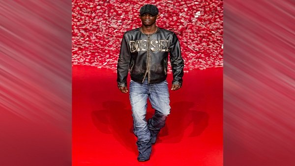 അടിപൊളി റാംപ് വോക്ക് 