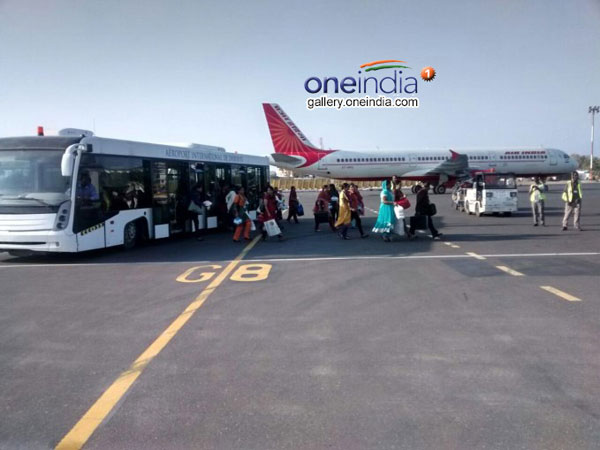 രണ്ടാമനും രാജ്യംവിട്ടു