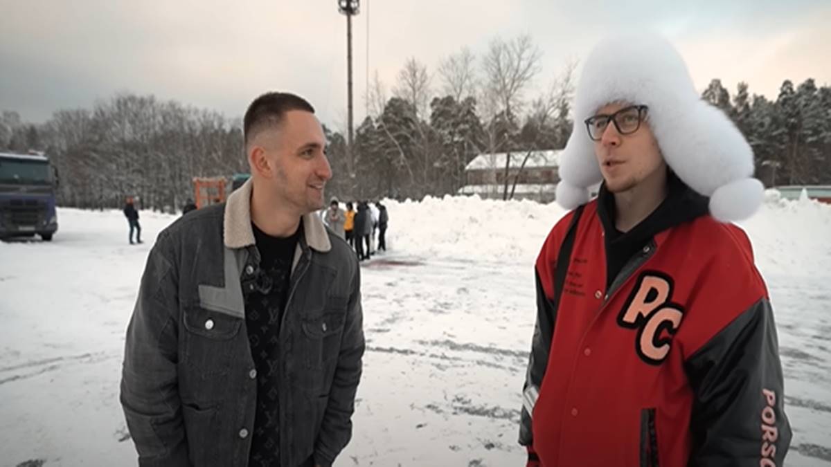 വൈറലാകാന്‍ വേണ്ടി 