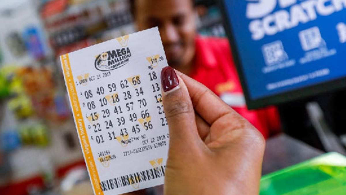 ലോട്ടറി കളിക്കുമ്പോൾ തുടർച്ചയായ നമ്പറുകൾ തിരഞ്ഞെടുക്കരുത്.. ലോട്ടറി കളിക്കുമ്പോൾ തുടർച്ചയായ നമ്പറുകൾ തിരഞ്ഞെടുക്കരുത്..