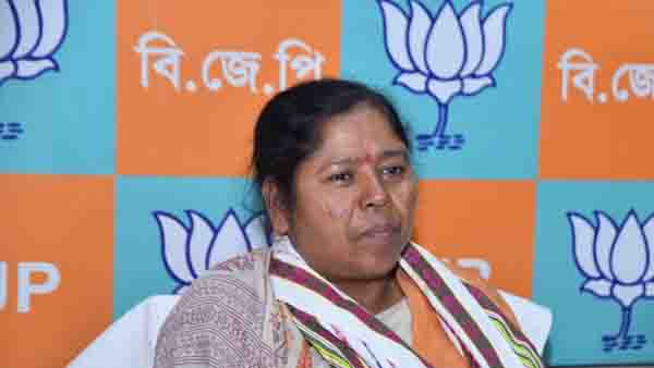 അടിയുറച്ച പാര്‍ട്ടി പ്രവര്‍ത്തക