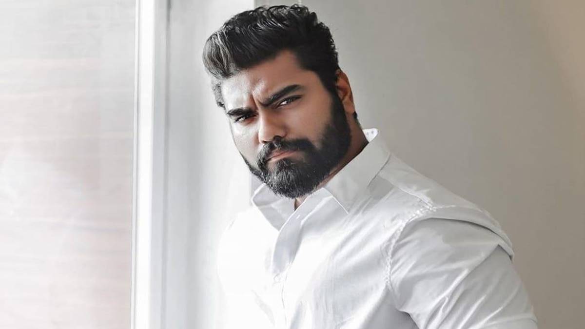 സിനിമ ചെയ്യാന്‍ പോവുകയാണെന്ന് പ്രിയദര്‍ശനോട് പറഞ്ഞു