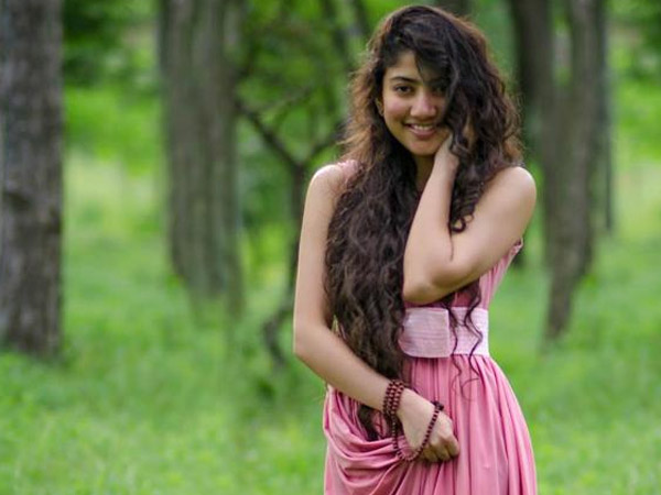  ആരാധകര്‍ ത്രില്ലിലാണ് 