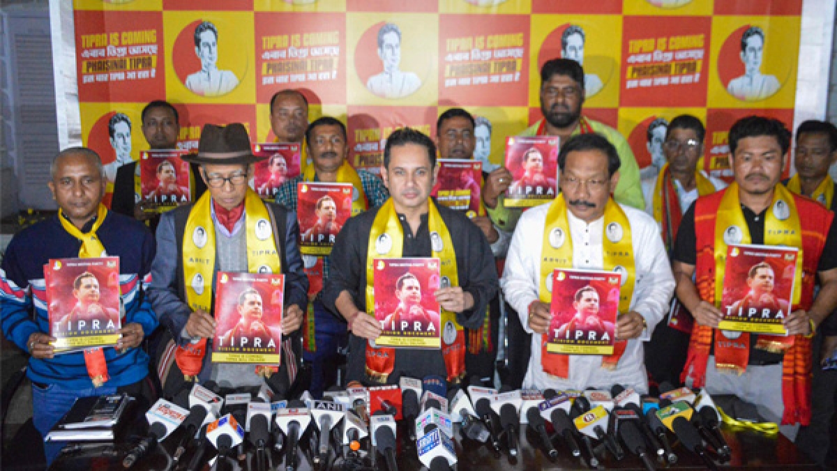 ഇനി കാണാന് പോവുന്നത് ഇനി കാണാന് പോവുന്നത്