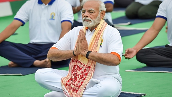 modi-yoga