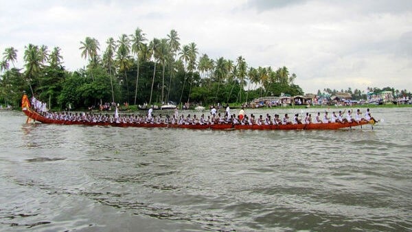 aranmula-boat-race
