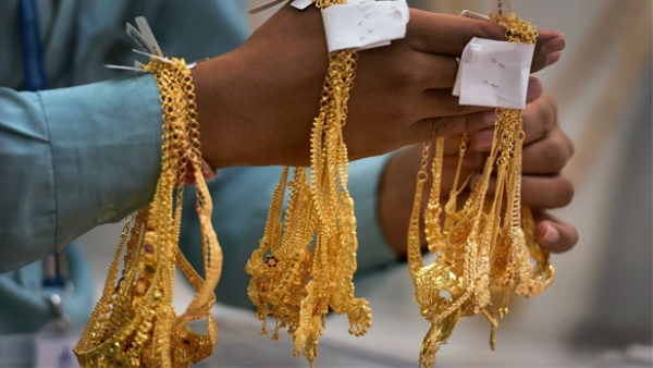 gold-jewellery